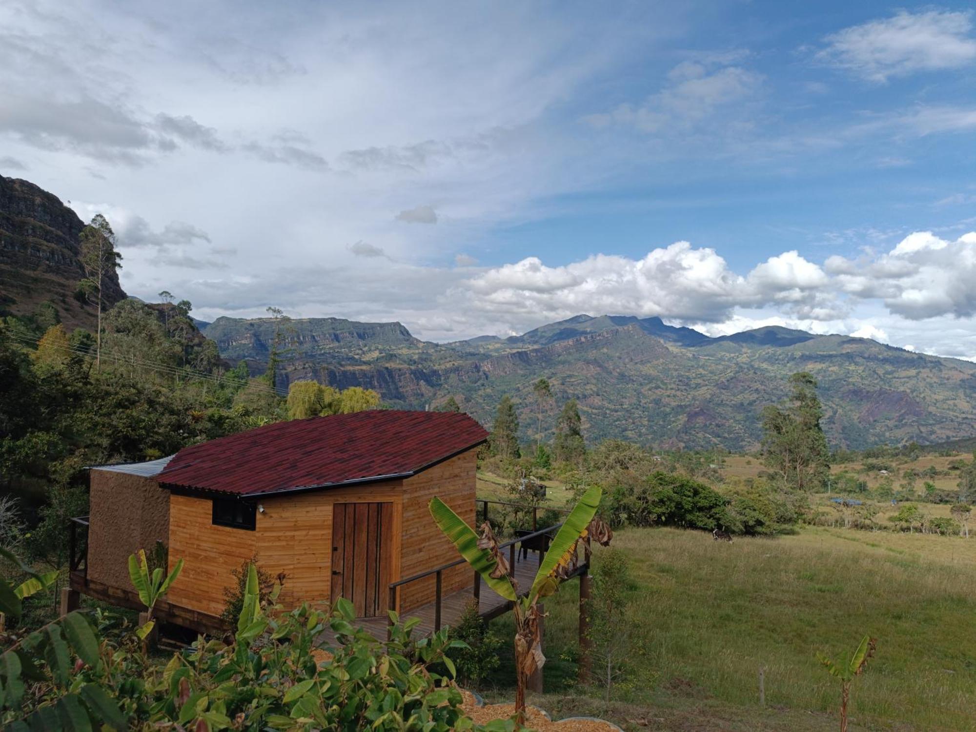 Chalet Al Aire Libre En Cundinamarca - Tiny House - Glamping Caelum Machetá