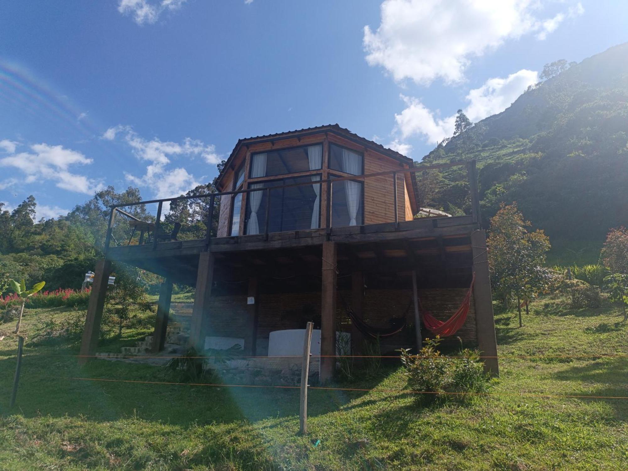 Al Aire Libre En Cundinamarca - Tiny House - Glamping Caelum Chalet Macheta