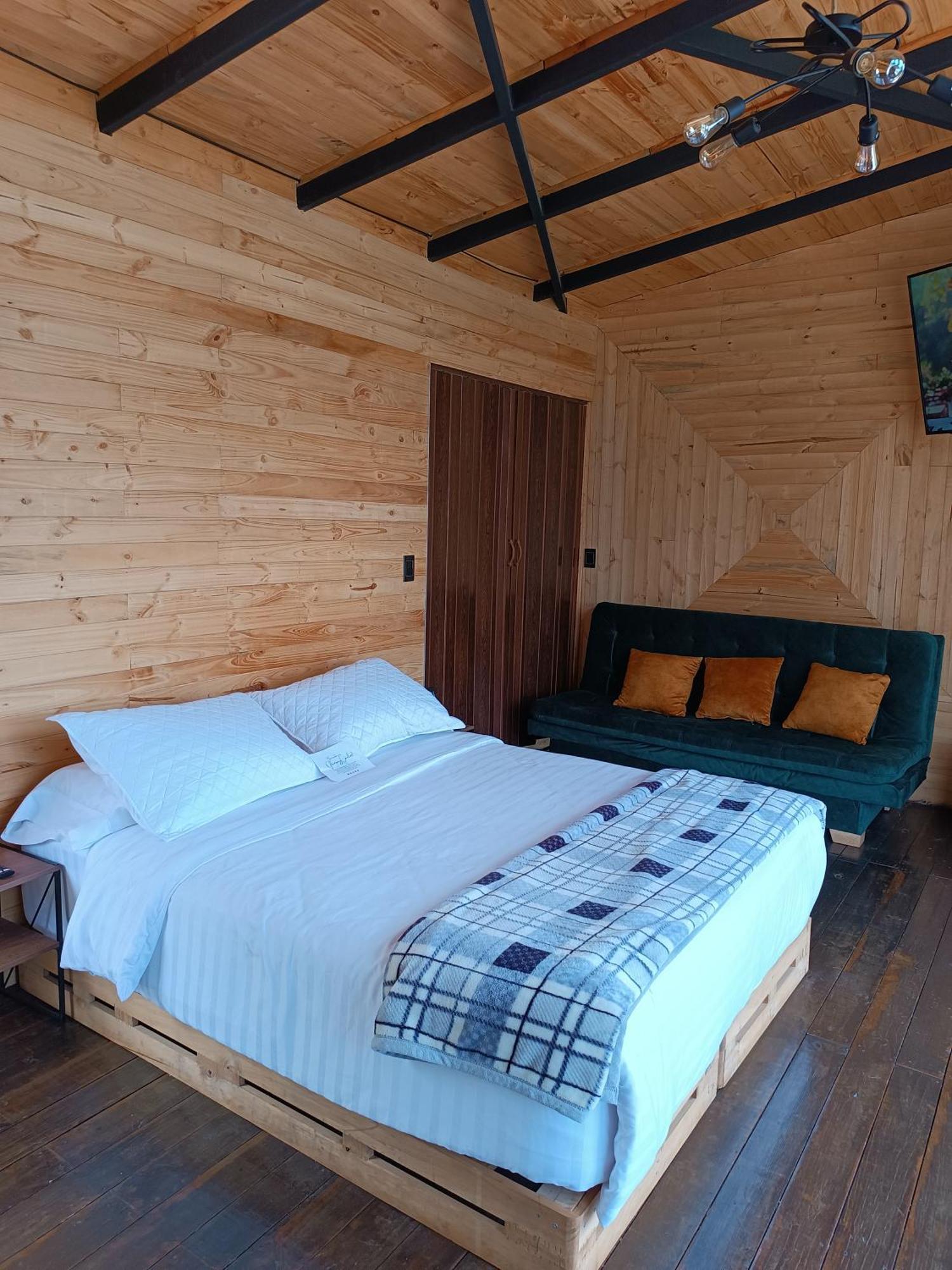 Chalet Al Aire Libre En Cundinamarca - Tiny House - Glamping Caelum Macheta